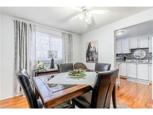 9-523 Parkview Crescent, Cambridge, ON - Indoor Photo Showing Dining Room