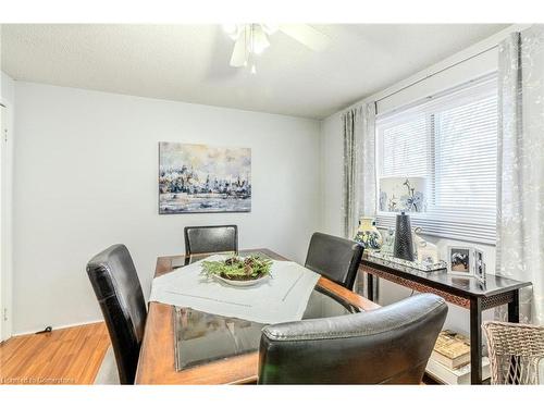 9-523 Parkview Crescent, Cambridge, ON - Indoor Photo Showing Dining Room