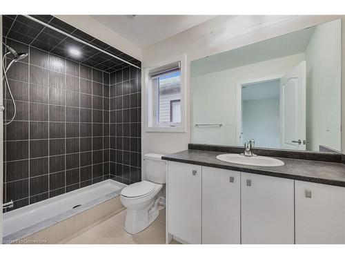 30 Lilac Circle, Caledonia, ON - Indoor Photo Showing Bathroom