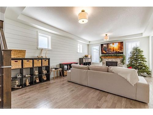 189 Stillwater Crescent, Waterdown, ON - Indoor Photo Showing Living Room With Fireplace