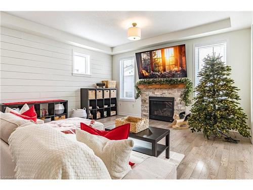 189 Stillwater Crescent, Waterdown, ON - Indoor Photo Showing Living Room With Fireplace