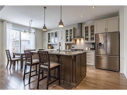 189 Stillwater Crescent, Waterdown, ON - Indoor Photo Showing Kitchen With Stainless Steel Kitchen With Upgraded Kitchen