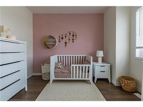 189 Stillwater Crescent, Waterdown, ON - Indoor Photo Showing Bedroom