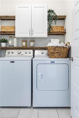 189 Stillwater Crescent, Waterdown, ON - Indoor Photo Showing Laundry Room