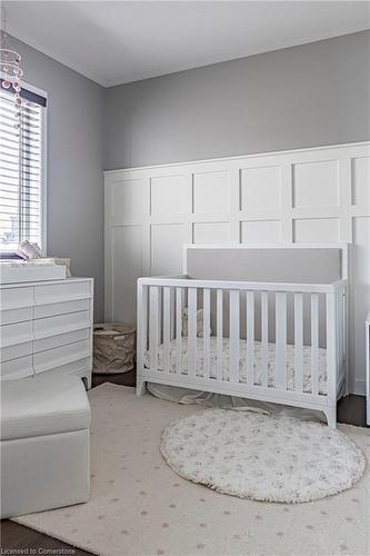 189 Stillwater Crescent, Waterdown, ON - Indoor Photo Showing Bedroom