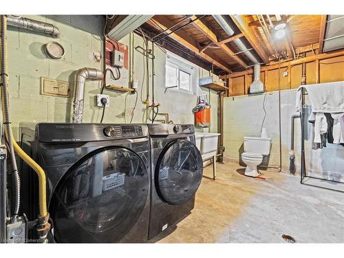 173 Columbia Drive, Hamilton, ON - Indoor Photo Showing Laundry Room