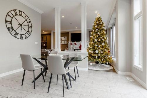 51 Weaver Drive, Ancaster, ON - Indoor Photo Showing Dining Room