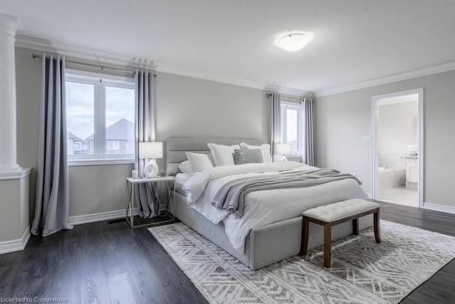 51 Weaver Drive, Ancaster, ON - Indoor Photo Showing Bedroom