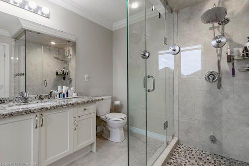 51 Weaver Drive, Ancaster, ON - Indoor Photo Showing Bathroom