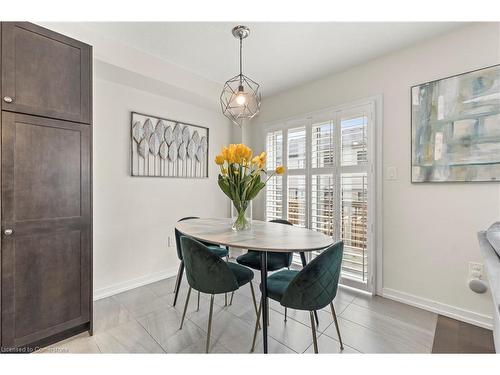 3 Pagebrook Crescent, Stoney Creek, ON - Indoor Photo Showing Dining Room