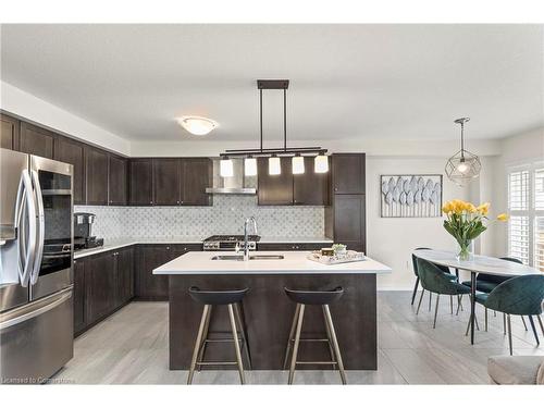 3 Pagebrook Crescent, Stoney Creek, ON - Indoor Photo Showing Kitchen With Stainless Steel Kitchen With Upgraded Kitchen