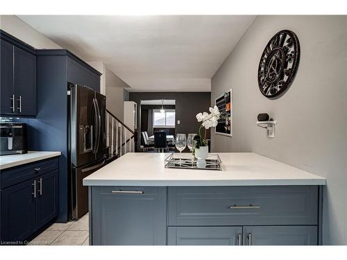 75 Colcrest Street, Hamilton, ON - Indoor Photo Showing Kitchen