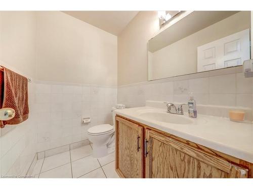 31 Vega Crescent, Hamilton, ON - Indoor Photo Showing Bathroom