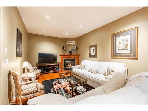 41 Oarsman Crescent, St. Catharines, ON - Indoor Photo Showing Living Room With Fireplace