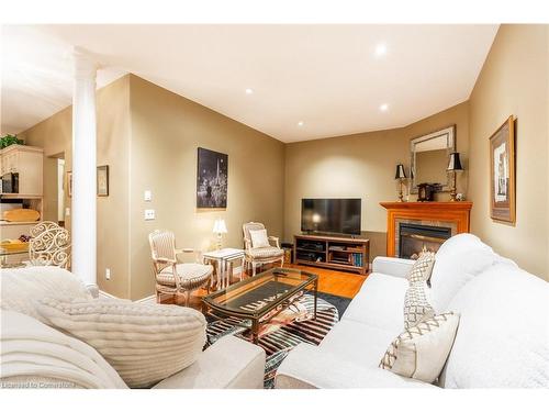 41 Oarsman Crescent, St. Catharines, ON - Indoor Photo Showing Living Room With Fireplace