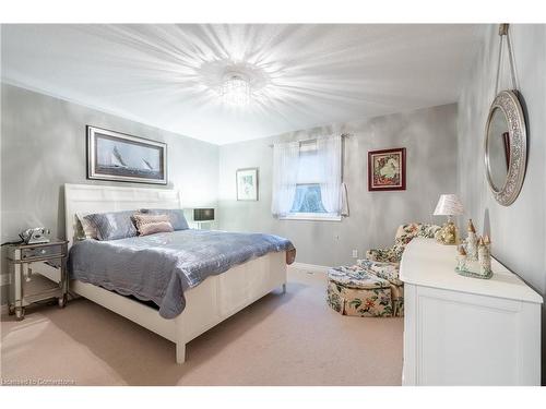 41 Oarsman Crescent, St. Catharines, ON - Indoor Photo Showing Bedroom