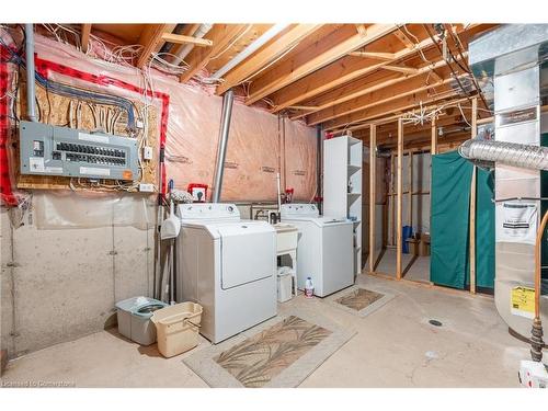 41 Oarsman Crescent, St. Catharines, ON - Indoor Photo Showing Laundry Room