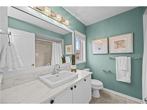 2237 Braeswood Lane, Burlington, ON - Indoor Photo Showing Bathroom