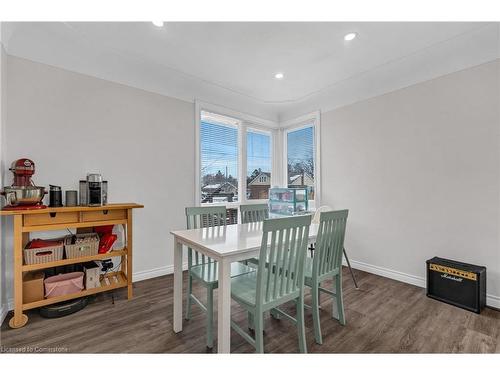 9 Mulock Avenue, Hamilton, ON - Indoor Photo Showing Dining Room