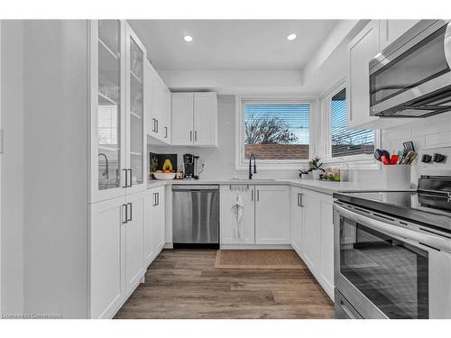 9 Mulock Avenue, Hamilton, ON - Indoor Photo Showing Kitchen