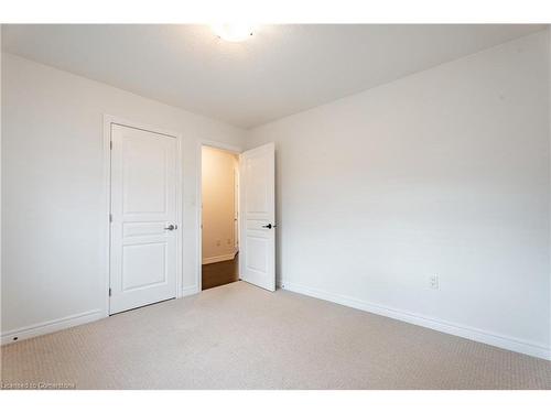 71 Chamomile Drive, Hamilton, ON - Indoor Photo Showing Other Room