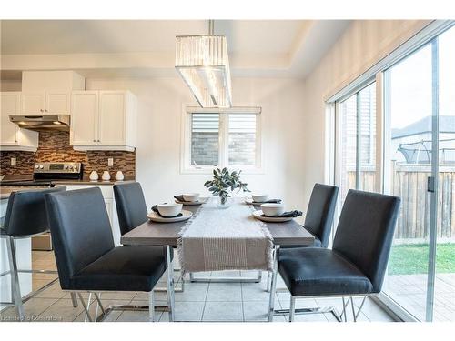 71 Chamomile Drive, Hamilton, ON - Indoor Photo Showing Dining Room