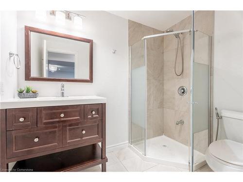 71 Chamomile Drive, Hamilton, ON - Indoor Photo Showing Bathroom