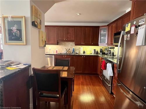 805-1477 Lakeshore Road, Burlington, ON - Indoor Photo Showing Kitchen With Stainless Steel Kitchen