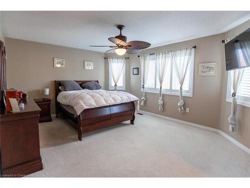 48 Kingston Road, Stoney Creek, ON - Indoor Photo Showing Bedroom