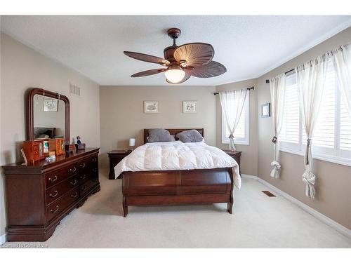 48 Kingston Road, Stoney Creek, ON - Indoor Photo Showing Bedroom