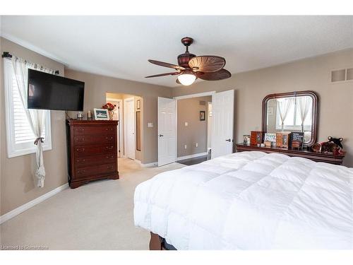 48 Kingston Road, Stoney Creek, ON - Indoor Photo Showing Bedroom