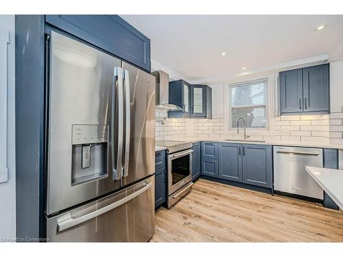 574 Clark Avenue, Burlington, ON - Indoor Photo Showing Kitchen With Stainless Steel Kitchen With Upgraded Kitchen