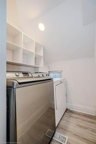 574 Clark Avenue, Burlington, ON - Indoor Photo Showing Laundry Room