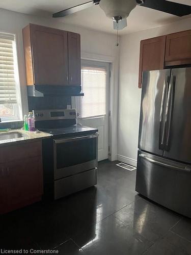 201 Bay Street N, Hamilton, ON - Indoor Photo Showing Kitchen