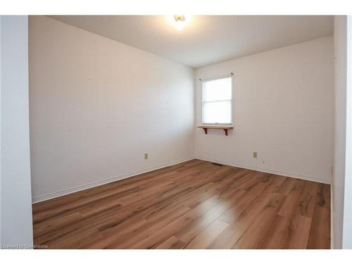 44-55 Kerman Avenue, Grimsby, ON - Indoor Photo Showing Other Room