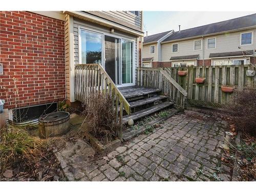 44-55 Kerman Avenue, Grimsby, ON - Outdoor With Deck Patio Veranda With Exterior