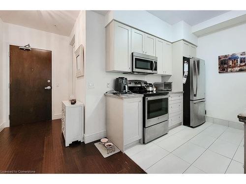 410-112 King Street East Street E, Hamilton, ON - Indoor Photo Showing Kitchen