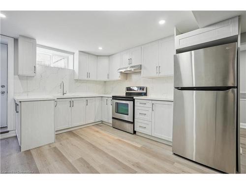 Lower-2141 Cleaver Avenue, Burlington, ON - Indoor Photo Showing Kitchen