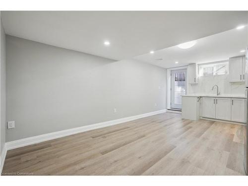 Lower-2141 Cleaver Avenue, Burlington, ON - Indoor Photo Showing Kitchen