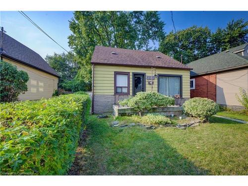 220 Mcanulty Boulevard, Hamilton, ON - Outdoor