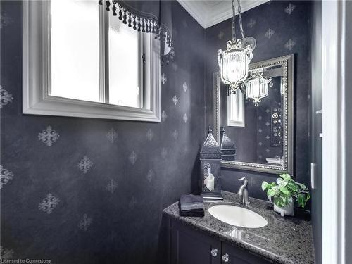 3063 Flanagan Court, Burlington, ON - Indoor Photo Showing Bathroom