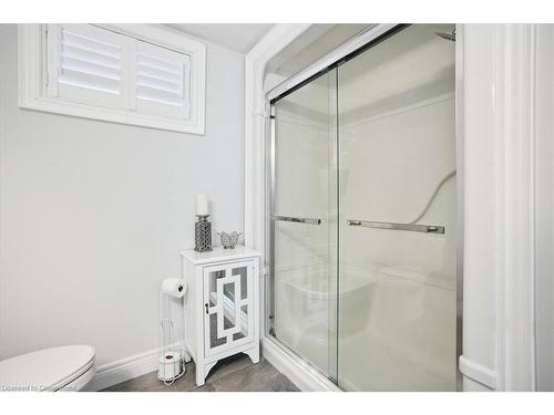 5 Richard Crescent, Smithville, ON - Indoor Photo Showing Bathroom