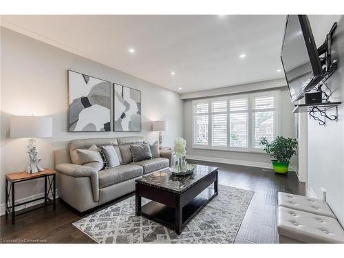 1223 Dunsmure Road, Hamilton, ON - Indoor Photo Showing Living Room