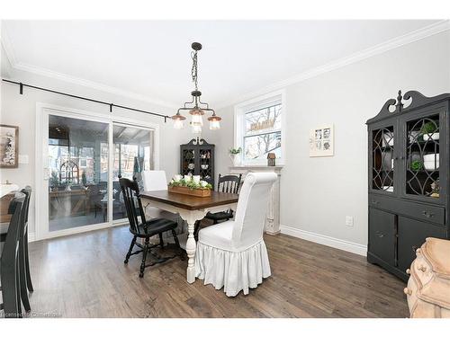 85 Barons Avenue S, Hamilton, ON - Indoor Photo Showing Dining Room