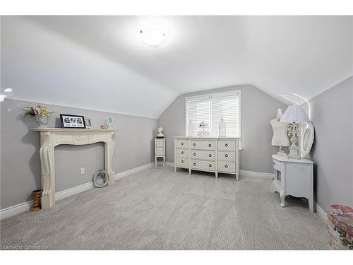 85 Barons Avenue S, Hamilton, ON - Indoor Photo Showing Bedroom