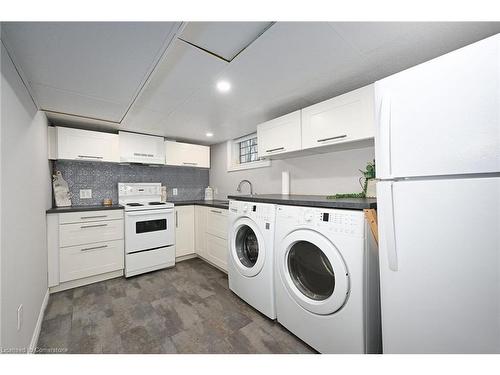 85 Barons Avenue S, Hamilton, ON - Indoor Photo Showing Laundry Room