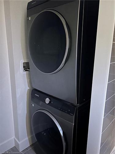 633-2343 Khalsa Gate, Oakville, ON - Indoor Photo Showing Laundry Room