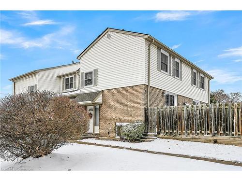 12-1300 Upper Ottawa Street, Hamilton, ON - Outdoor