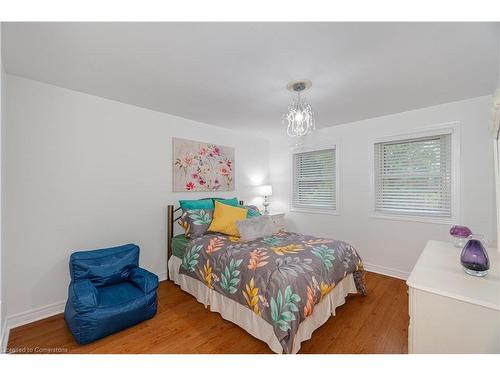 70 Lakecrest Trail, Brampton, ON - Indoor Photo Showing Bedroom