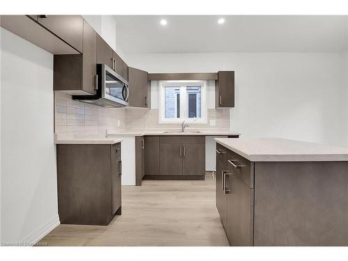 35 Willson Drive, Thorold, ON - Indoor Photo Showing Kitchen